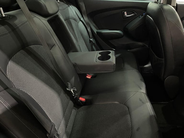 2013 Hyundai Ix35 1.7 CRDi Premium SUV 5dr Diesel Manual Euro 5 (s/s) (115 ps) Diesel Manual