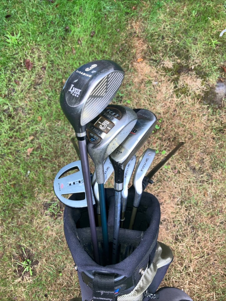 Ladies Golf Club Half Set 3-5 Woods Hybrid 7-9 Iron Sw Putter PGA Stand Bag 