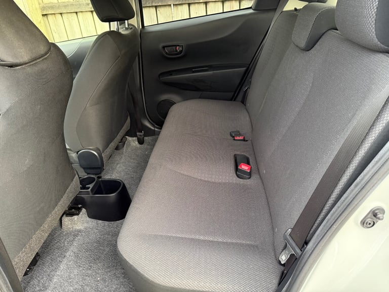 TOYOTA YARIS Active Auto ULEZ Low Milage