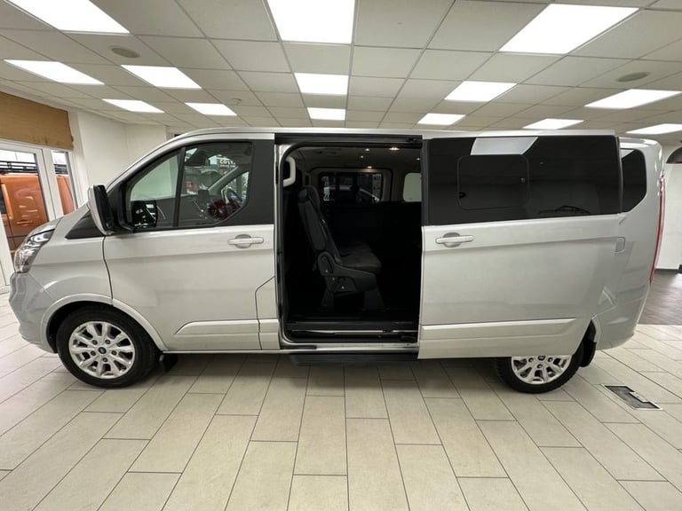 2020 Ford Tourneo Custom 2.0 EcoBlue 130ps L/R 8 Seater Titanium Auto MPV DIESEL Automatic