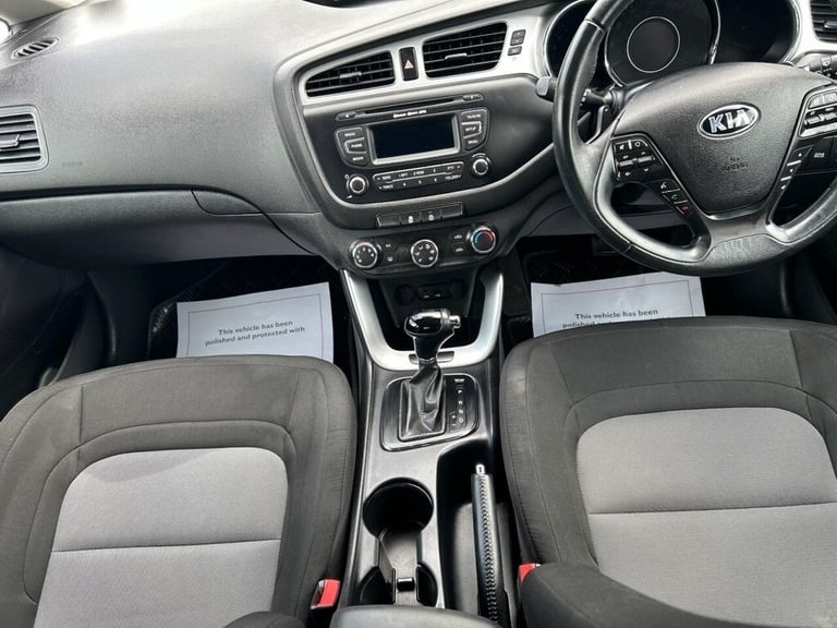 2015 Kia Ceed 1.6 CRDi 2 Hatchback 5dr Diesel Auto Euro 5 (126 bhp) Hatchback Diesel Automatic