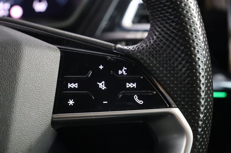 2023 Audi Q4 e-tron 35 S line SUV 5dr Auto 55kWh (APPLE CAR PLAY) ESTATE ELECTRIC Automatic