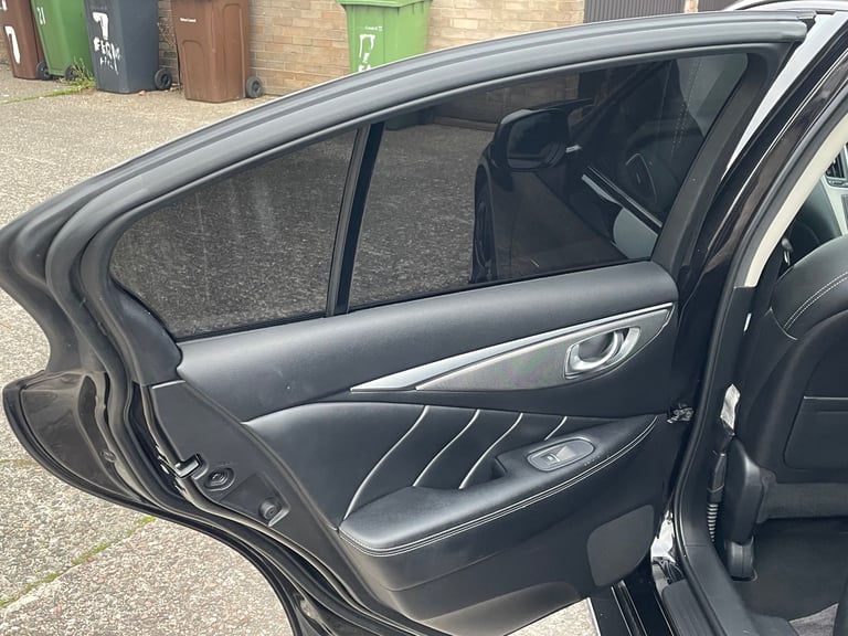 Infiniti, Q50, Saloon, 2015, Semi-Auto, 2143 (cc), 4 doors