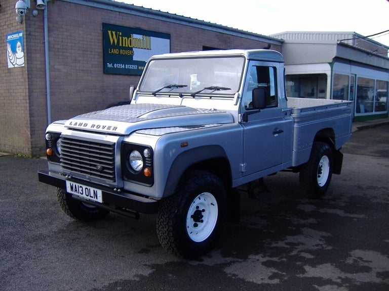 2013 Land Rover Defender 110 2.2 TDCi 110  HIGH CAPACITY PICK UP Manual 4x4 Diesel Manual
