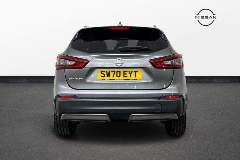2021 Nissan Qashqai 1.3 DiG-T N-Connecta 5dr [Glass Roof Pack] HATCHBACK Petrol Manual