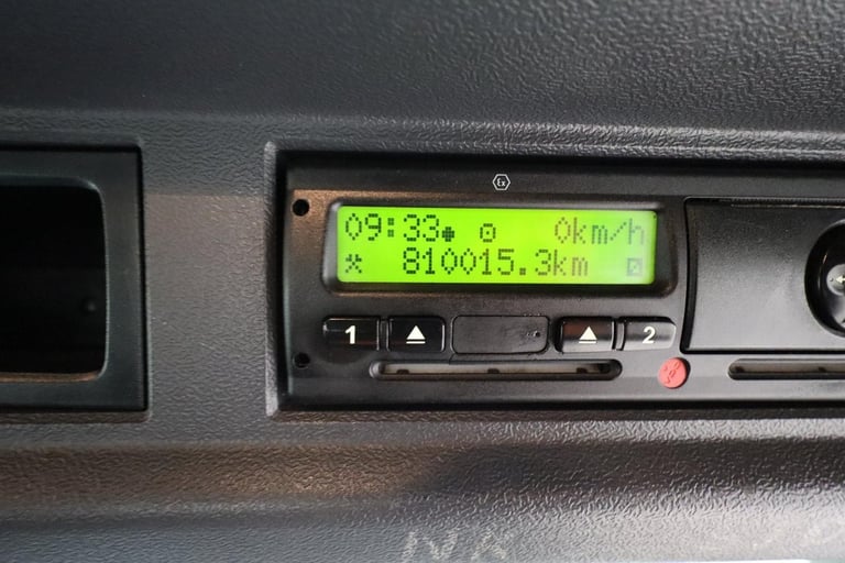2015 (65 PLATE) Scania P360 4x2 Euro 6 Tractor Units