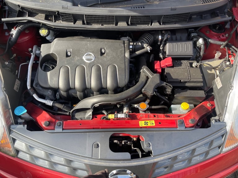 09 Nissan Note 1.6 Petrol HR16DE 5Speed RED BREAKING parts