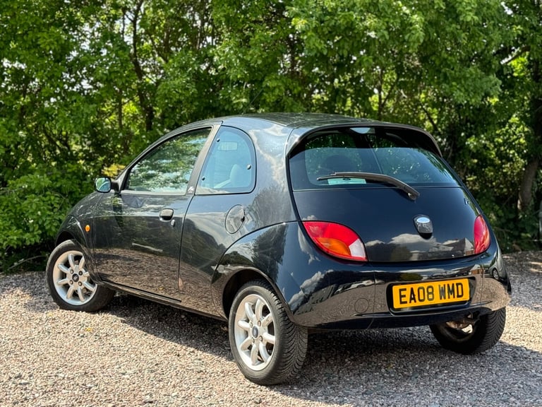 2008 FORD KA 1.3 ZETEC CLIMATE, APPLE CAR PLAY + MOT APRIL 2026 + LOW MILEAGE !!