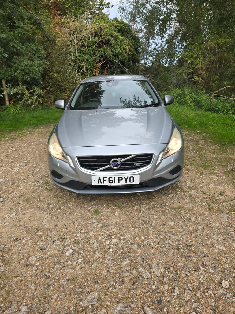 Volvo, S60, Saloon, 2011, Manual, 1560 (cc), 4 doors