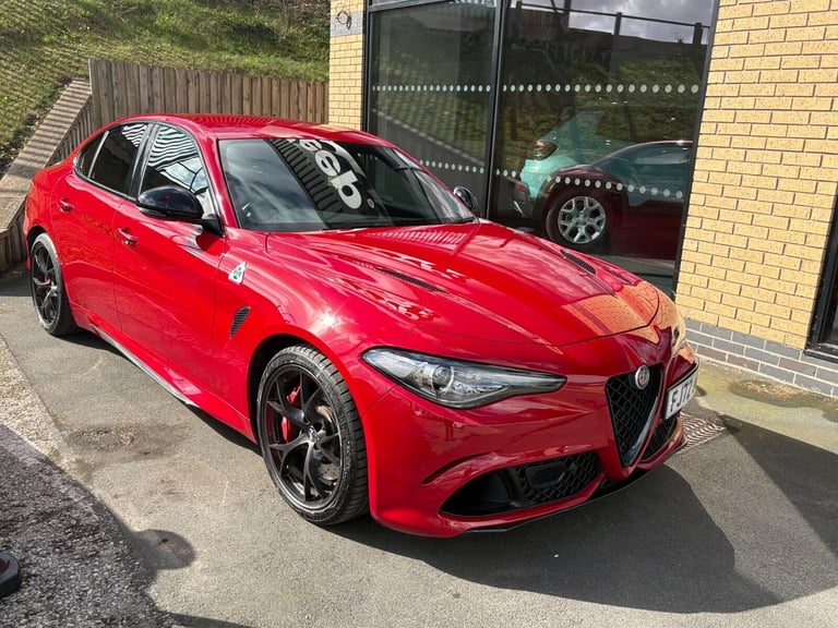 2022 Alfa Romeo Giulia 2.9 V6 Bi-Turbo Quadrifoglio Saloon 4dr Petrol GPF Auto Euro 6 (s/s) (510 ...