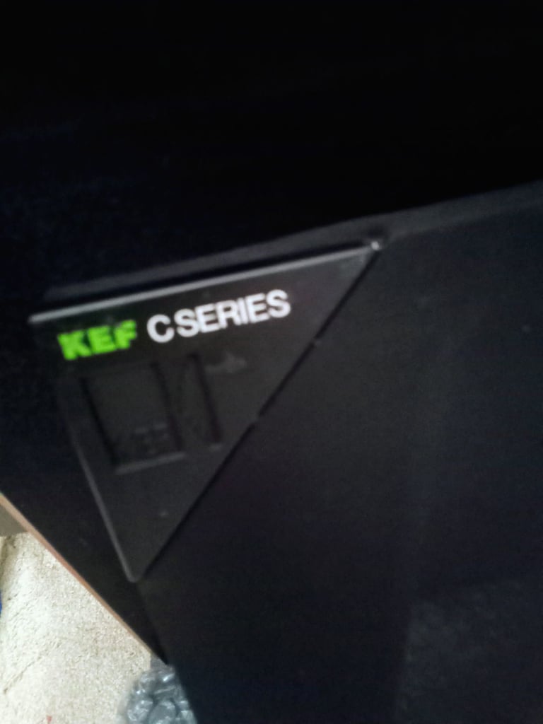 Speakers Kef c series C80 on stands with castors one pair 300 pound, offers 