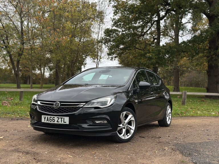 2017 Vauxhall Astra 1.4T 16V 150 SRi Nav 5dr Auto HATCHBACK Petrol Automatic