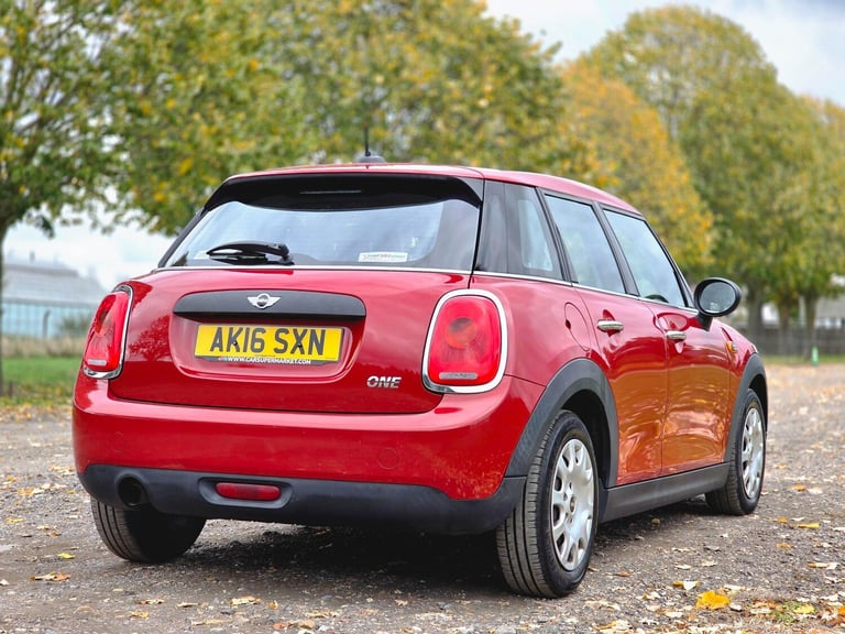 2016 MINI Hatch 1.2 One Auto Euro 6 (s/s) 5dr HATCHBACK Petrol Automatic