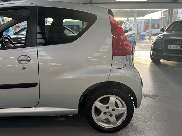 2011 Peugeot 107 1.0 Sportium 3dr HATCHBACK Petrol Manual