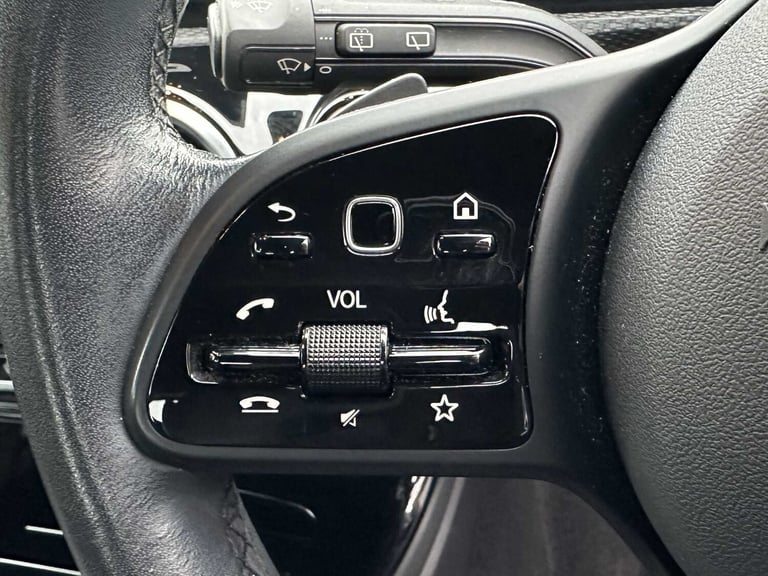 2019 Mercedes-Benz A-Class A180d SE Executive 5dr Auto HATCHBACK DIESEL Automatic