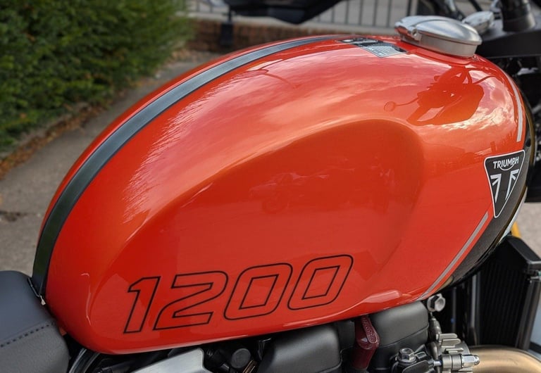 TRIUMPH SCRAMBLER 1200 XE - 2025- NEW IN STOCK
