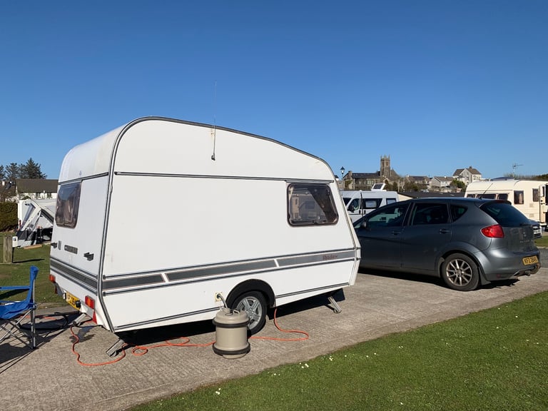 1992 Compass Shadow two berth caravan