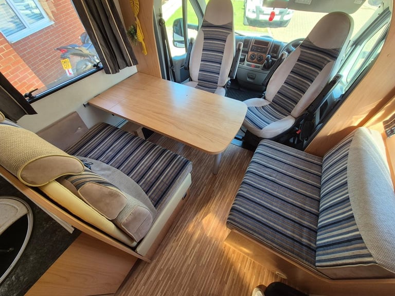 Burstner Levanto A576, 2008, Manual, 6 berth, 4 belts, bunk beds, air suspension