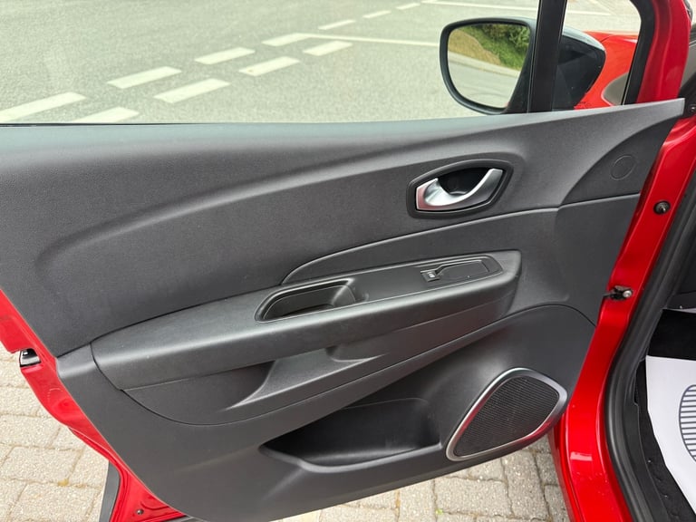 2019 Renault Captur 0.9 TCE 90 Iconic 5dr HATCHBACK Petrol Manual