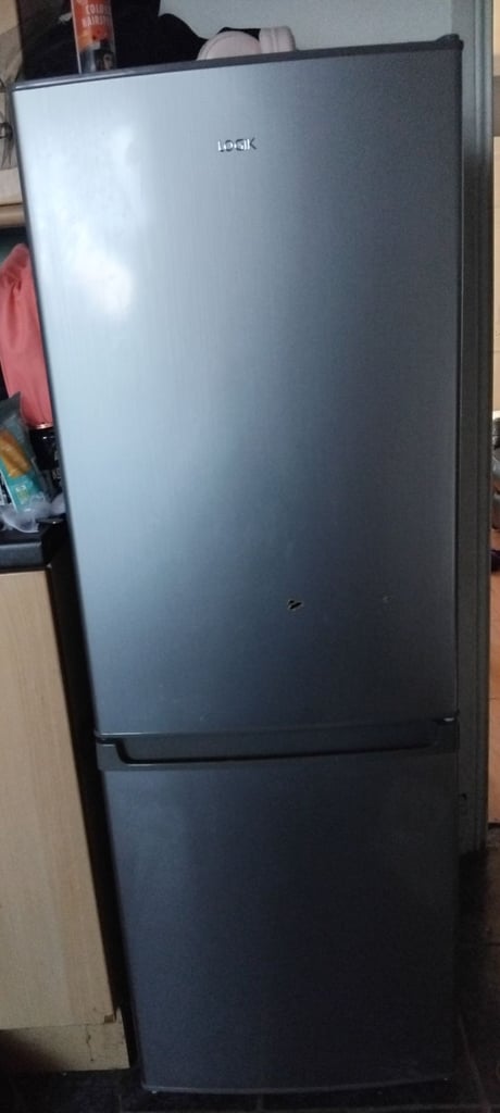 Logik fridge freezer