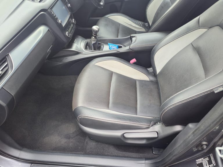 2015 Toyota Avensis 1.6D Business Edition Plus 5dr ESTATE DIESEL Manual
