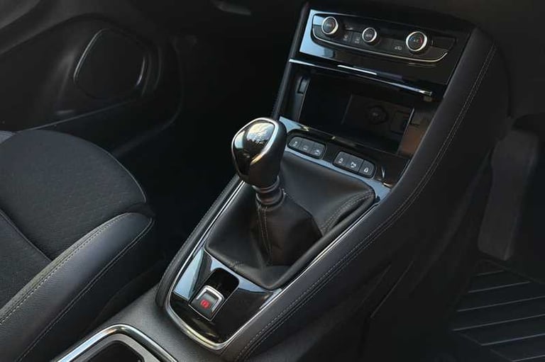 2019 Vauxhall Grandland X 1.5 Turbo D Sport Nav 5dr HATCHBACK DIESEL Manual