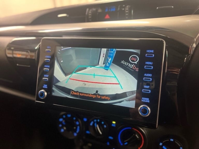 2022 Toyota Hilux 2.4 D-4D Icon Pickup Double Cab 4dr Diesel Manual 4WD Euro 6 (s/s) (150 ps) PIC...