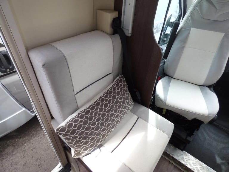 Roller Team Zefiro 685 Motorhome DIESEL MANUAL 2019/19
