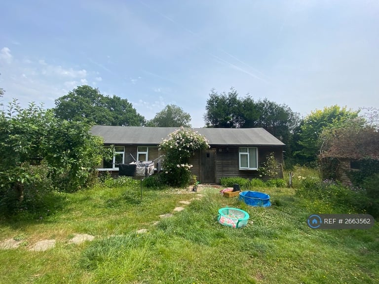 1 bedroom house in East Street, Rusper, RH12 (1 bed) (#2663562)