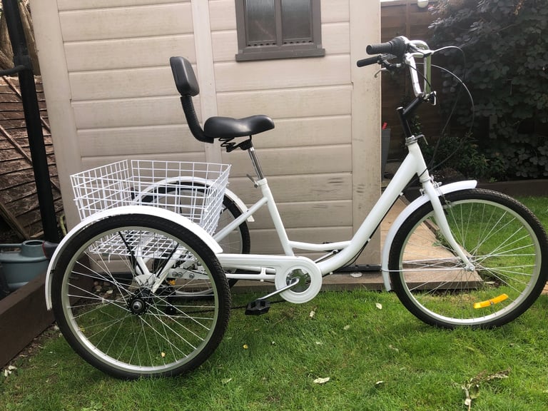 Trike adult bike 17” frame in lovely condition nr5 9