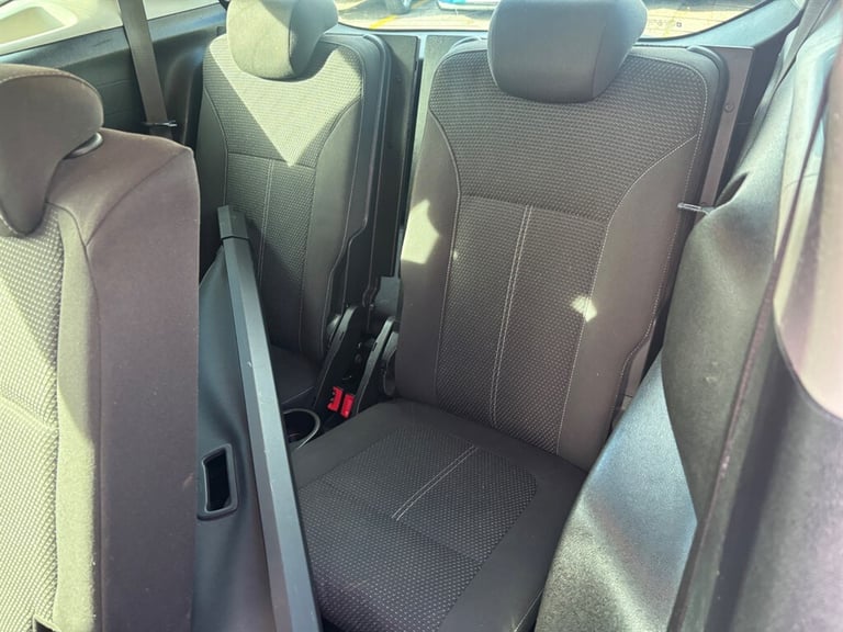 2015 Vauxhall Zafira 1.4T SRi 5dr MPV PETROL Manual