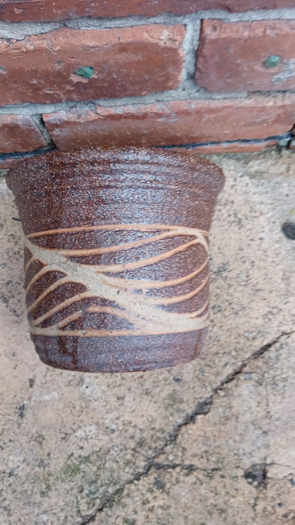 Glazed brown plant pot ex condition 7 inch across 6 inches high £10