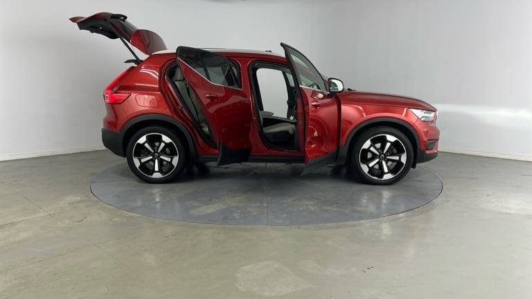 2020 Volvo XC40 Inscription Pro, B4 AWD mild hybrid Estate Petrol Automatic