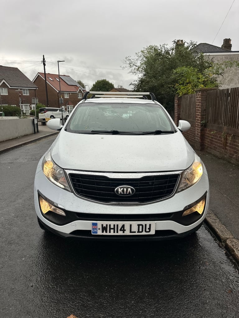 image for Kia, SPORTAGE, Estate, 2014, Manual, 1591 (cc), 5 doors