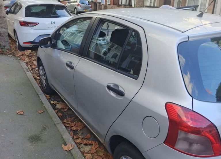  Toyota, YARIS,  Hatchback, 2006, Manual, 1296 (cc), 5 doors, mileage 113771