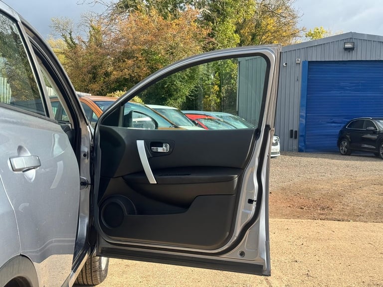 2013 Nissan Qashqai 1.6 Acenta 2WD Euro 5 (s/s) 5dr HATCHBACK Petrol Manual