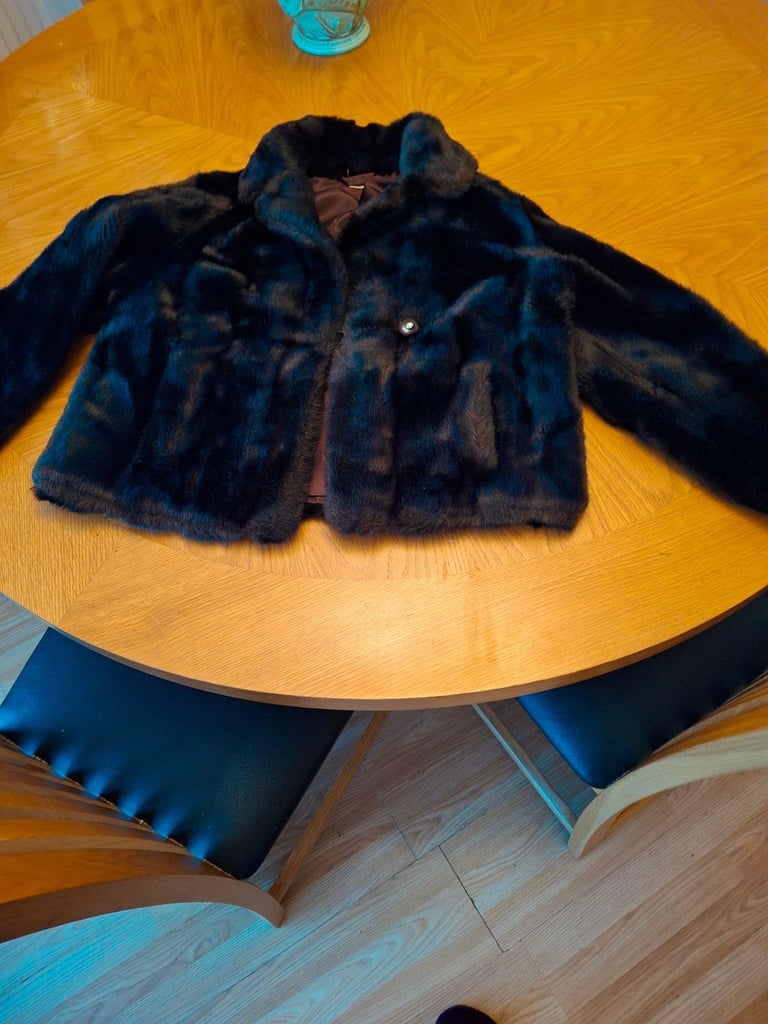 image for Faux fur jacket 