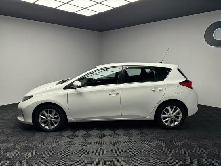 2014 Toyota Auris 1.4 D-4D Icon 5dr HATCHBACK DIESEL Manual