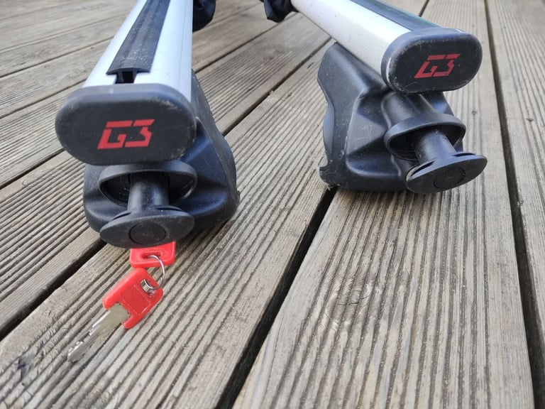 image for G3 Aluminium roof bars - good condition