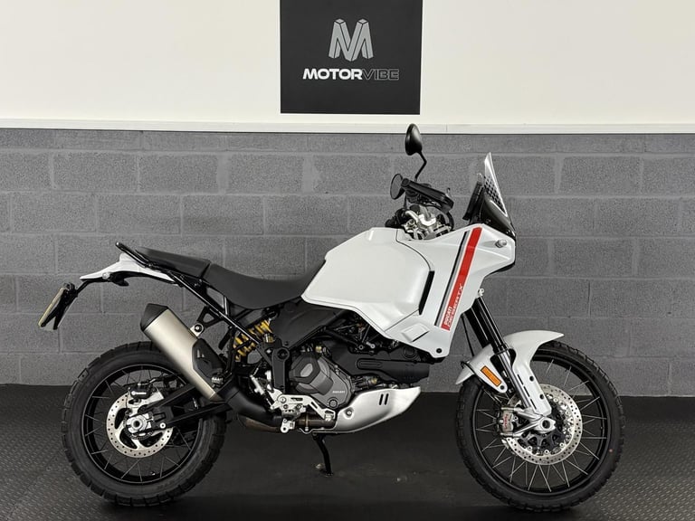 image for 2022 Ducati DesertX 937 Adventure Petrol Ducati Quick Shift Euro 5 (110 ps)