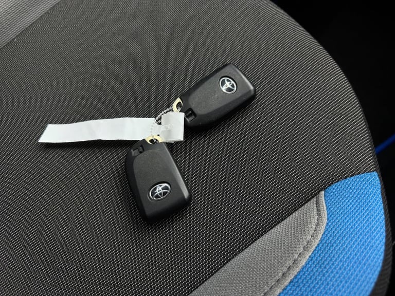 2016 Toyota AYGO 1.0 VVT-i x-cite x-shift Euro 6 5dr HATCHBACK Petrol Automatic