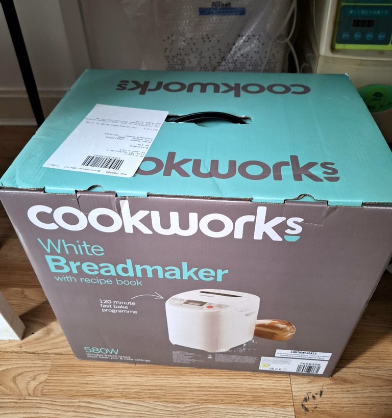 Cookworks Breadmaker - White new never open