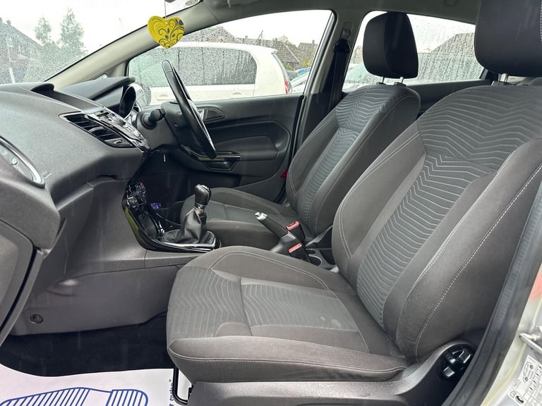 2013 Ford Fiesta 1.25 Zetec Euro 5 5dr HATCHBACK Petrol Manual