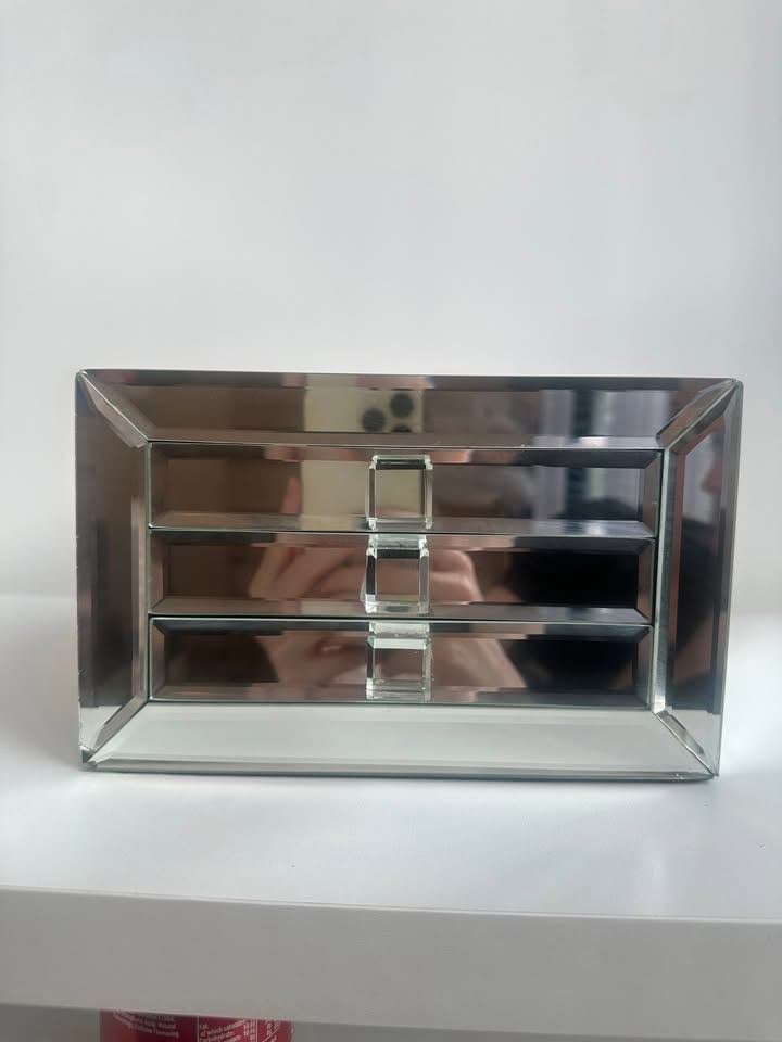 image for Mirrored 3 Drawer Jewellery Box