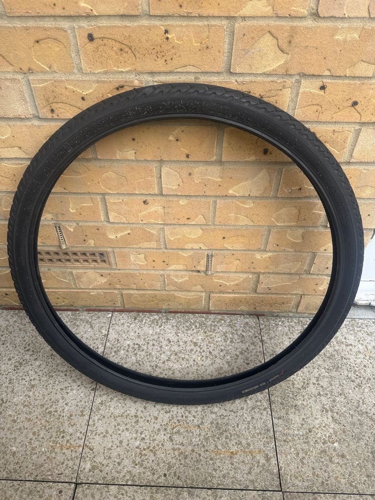 image for Fincci Bike Bicycle Tire Road Hybrid 26x1.95 Very good conditions