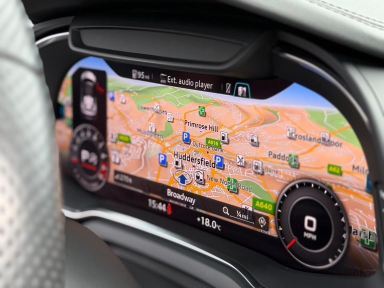 Audi R8 5.2 FSI V10 Spyder S Tronic quattro Euro 6 (s/s) 2dr