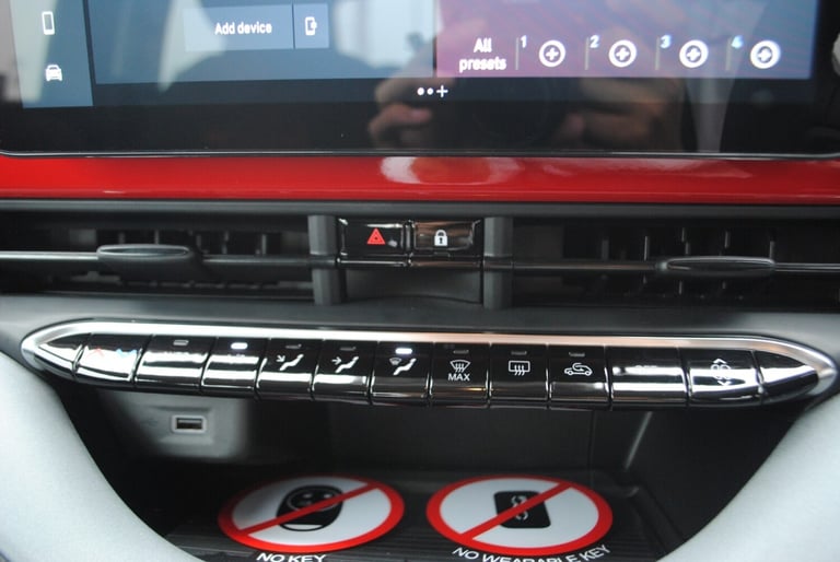 2023 Fiat 500 87kW Red 42kWh 3dr Auto Hatchback Electric Automatic