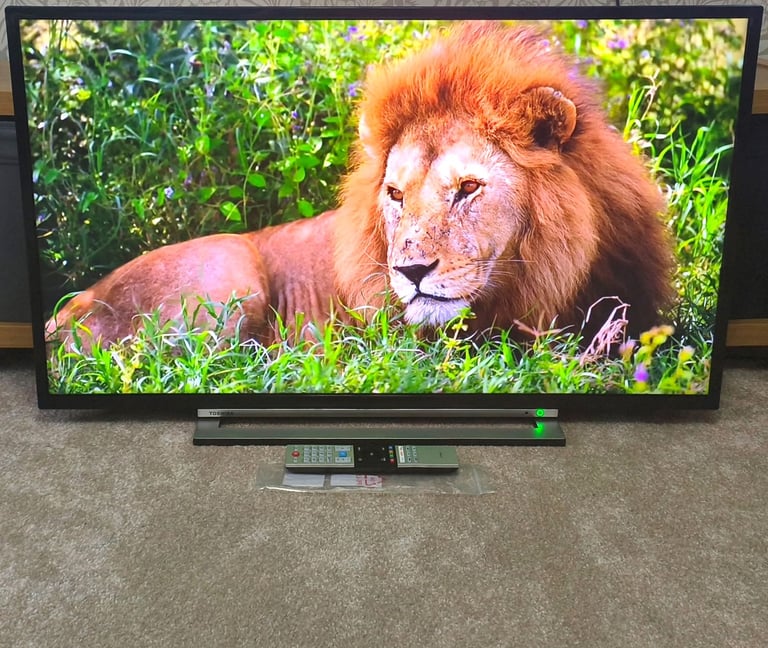 Toshiba 43 inch Full HD 1080p LED Smart TV Alexa WiFi HDMI USB