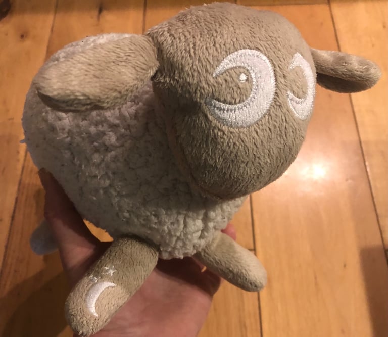 Ewan  Deluxe baby shushing sleep sheep