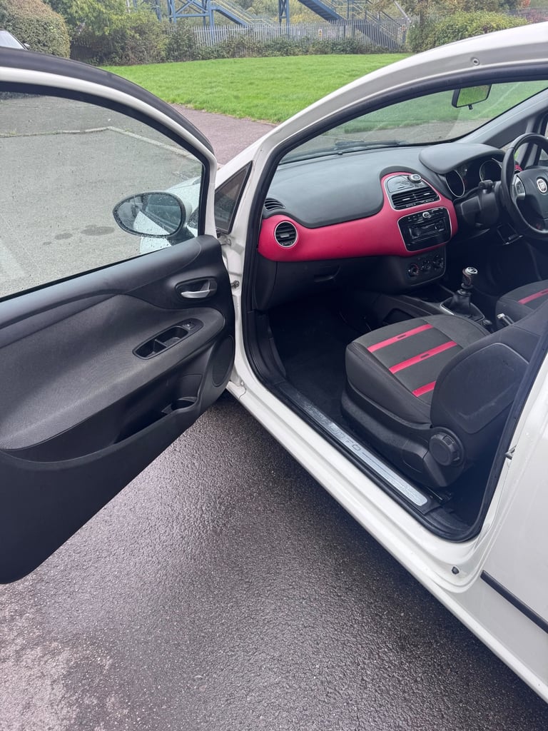 Fiat, PUNTO EVO, Hatchback, 2011, Manual, 1368 (cc),3 doors - Image 8